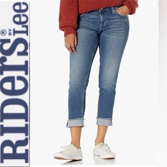 Wmn’s Cropped Lee Riders Capri Jeans - Picture 1 of 16